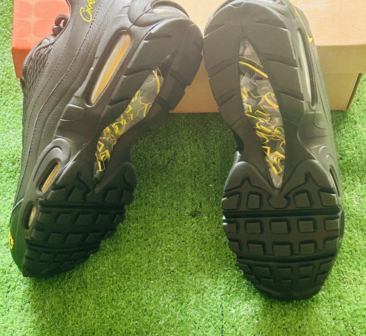 Crtz Nike Air Max 95 Honey Blacks