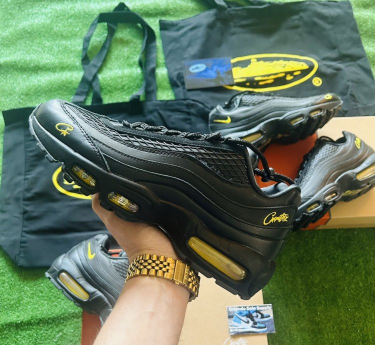 Crtz Nike Air Max 95 Honey Blacks