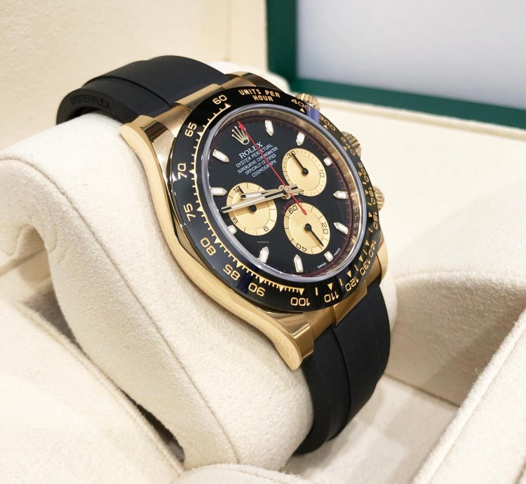 Rolex Daytona Unworn Daytona 116518 Yellow Gold 40mm Black Paul Newman Index Dial Black Oysterflex