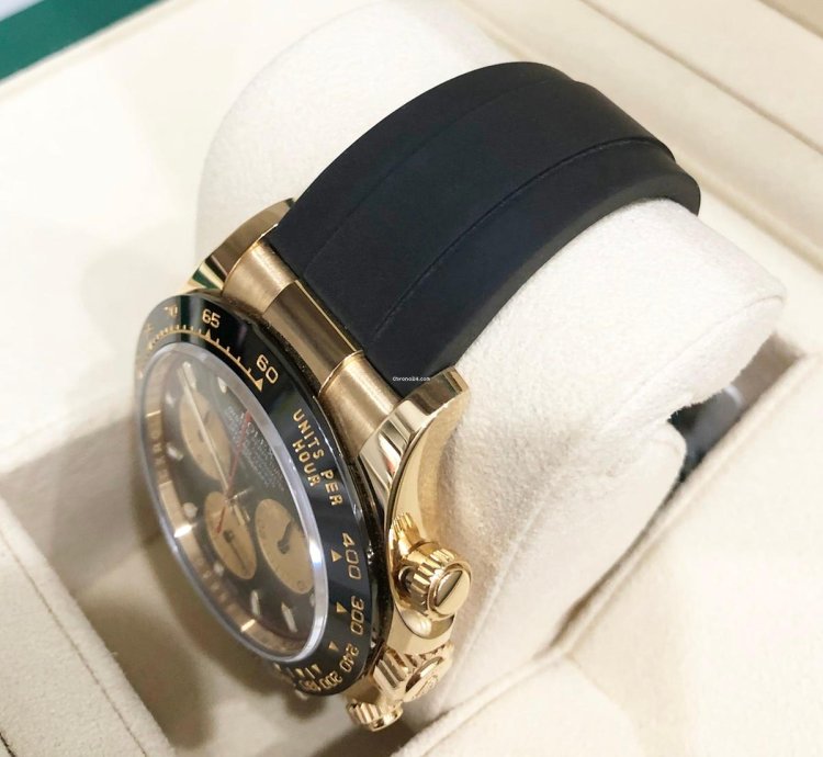 Rolex Daytona Unworn Daytona 116518 Yellow Gold 40mm Black Paul Newman Index Dial Black Oysterflex
