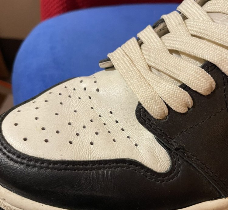 Nike Air Jordan 1 Retro High Dark Mocha