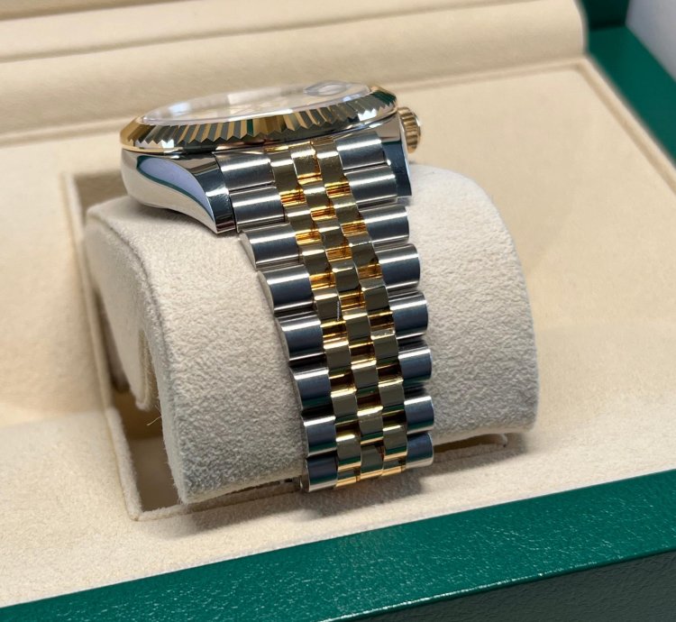 Rolex Sky-dweller Unworn Two Tone Yellow Gold Sky-dweller White Dial Jubilee Bracelet 326933