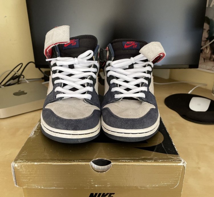 Nike Sb Dunk Mid Premium Goofy Boy Mens Size 9 Authentic