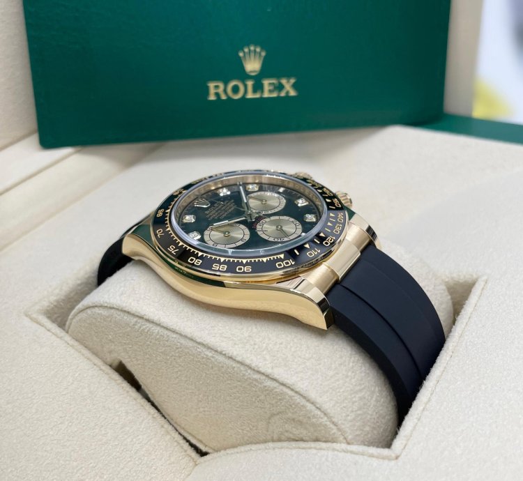 Rolex Daytona Unworn Daytona 126518 Yellow Gold 40mm Black Diamond Dial Black Oysterflex Rubber
