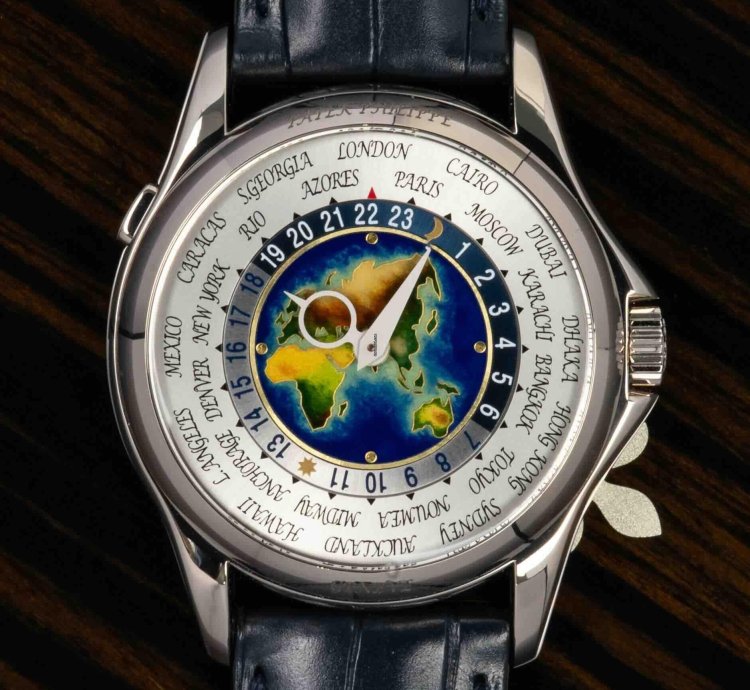 Patek Philippe World Time 5131g-001 January 2014