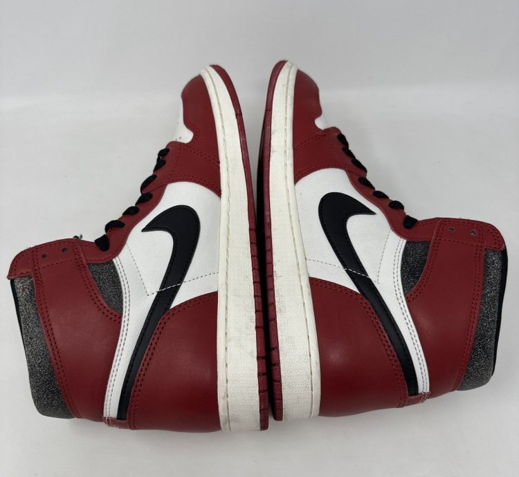 Nike Air Jordan 1 Retro High Og Chicago Lost And Found