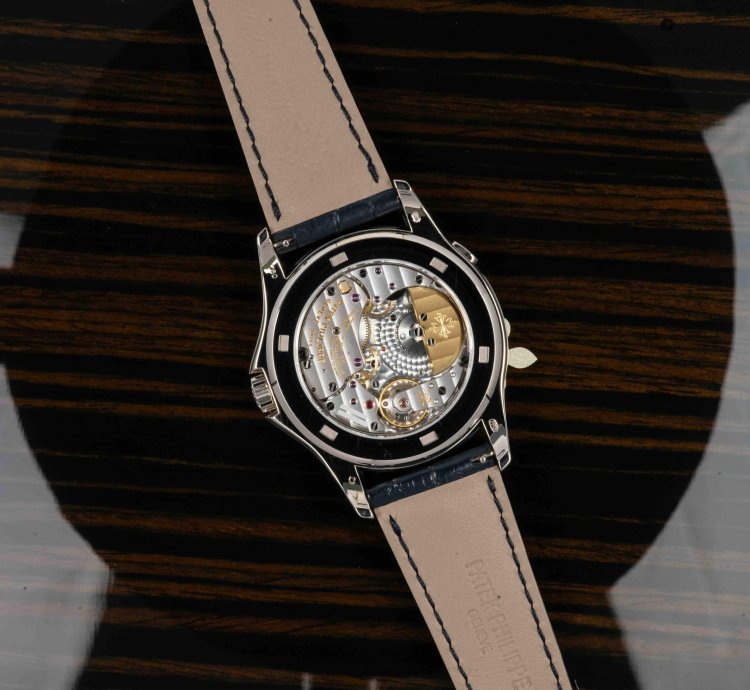 Patek Philippe World Time 5131g-001 January 2014