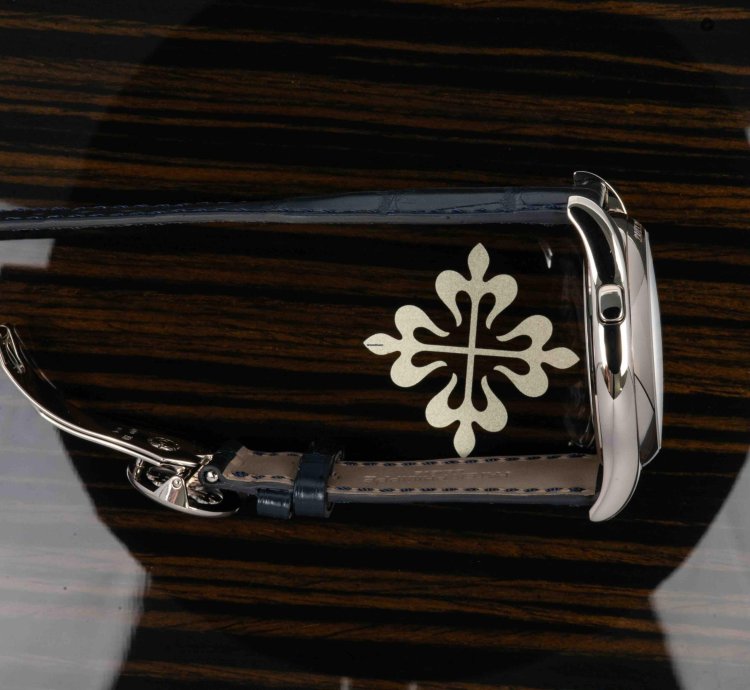 Patek Philippe World Time 5131g-001 January 2014