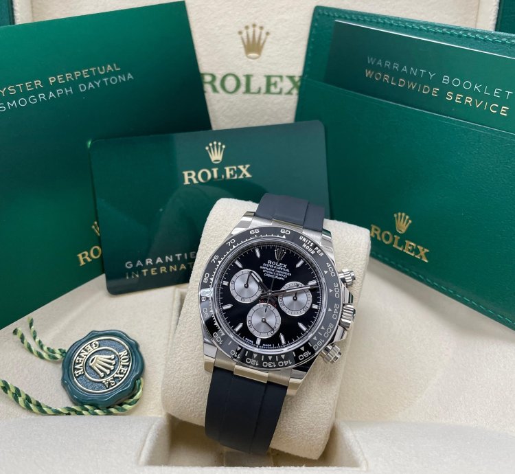 Rolex Daytona Unworn Daytona 126519 Baby Lemans White Gold Black Dial Silver Subdials Oysterflex Rubber