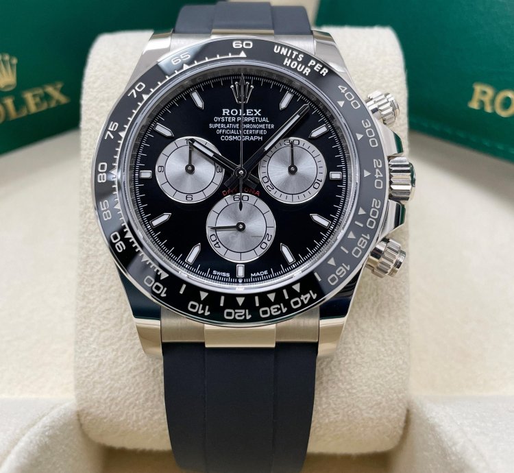Rolex Daytona Unworn Daytona 126519 Baby Lemans White Gold Black Dial Silver Subdials Oysterflex Rubber