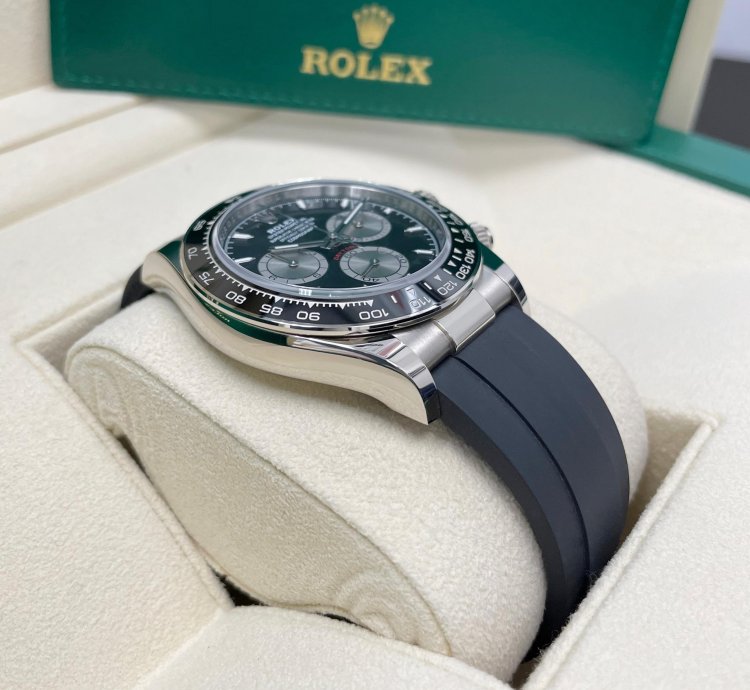 Rolex Daytona Unworn Daytona 126519 Baby Lemans White Gold Black Dial Silver Subdials Oysterflex Rubber
