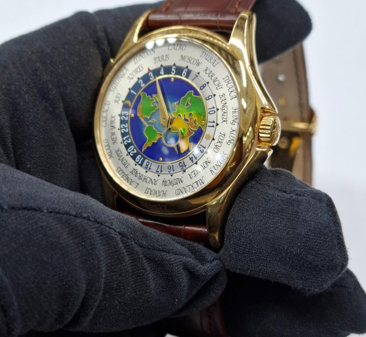 Patek Philippe World Time 5131j-001