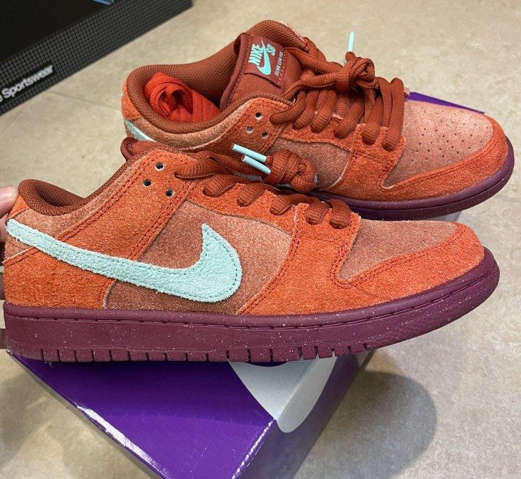 Nike Sb Dunk Mystic Red Rosewood
