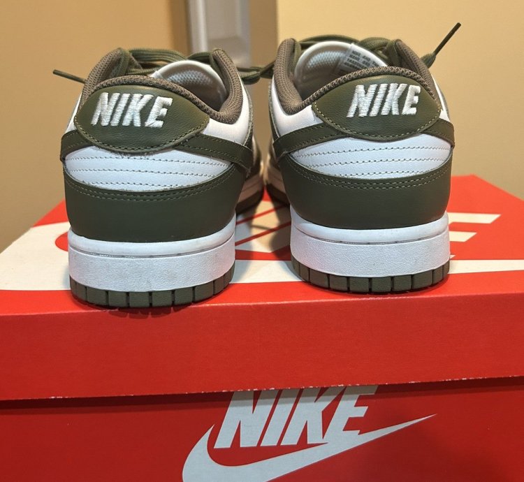 Nike Sb Dunk Olive Sz 10 Vnds
