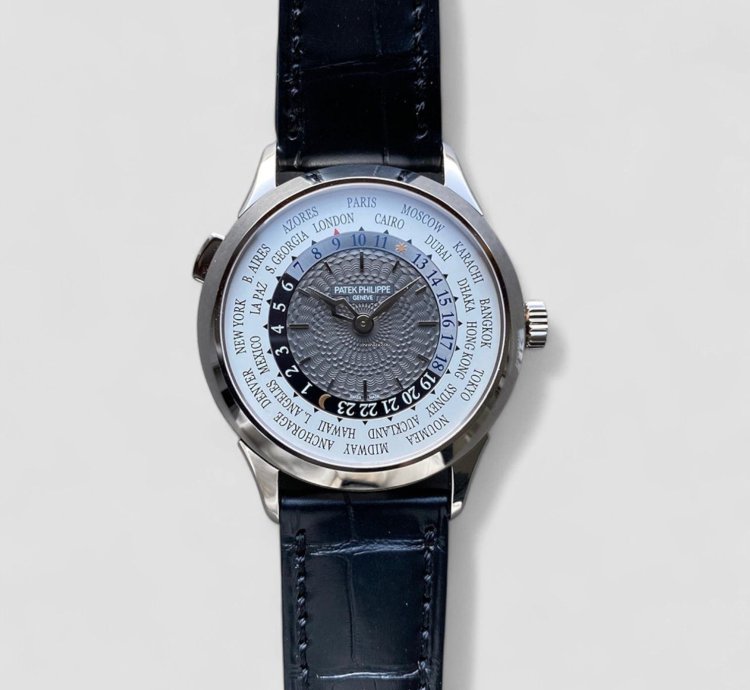 Patek Philippe World Time 5230g World Time White Gold Deployant 2020