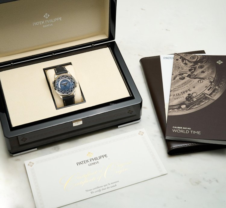 Patek Philippe World Time 5230p-001