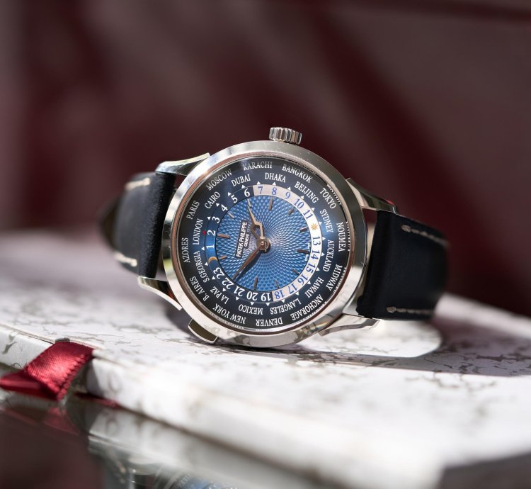 Patek Philippe World Time 5230p-001