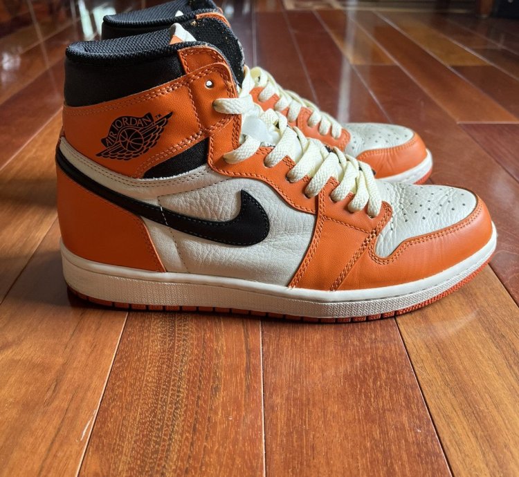 Nike Air Jordan 1 Shattered Backboard 2 0 Orange Chicago