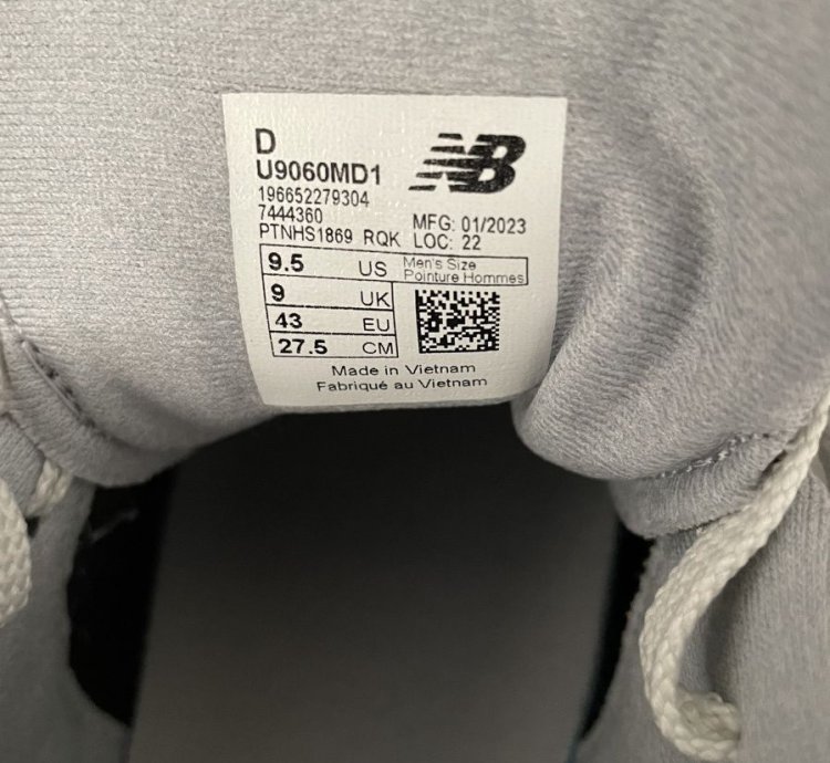 New Balance 9060 Moon Daze
