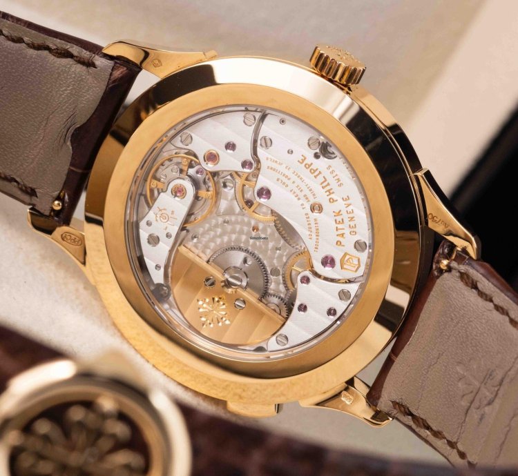 Patek Philippe World Time 5231j-001 - 2019