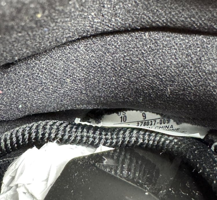 Nike Air Jordan 11 Retro Cap And Gown