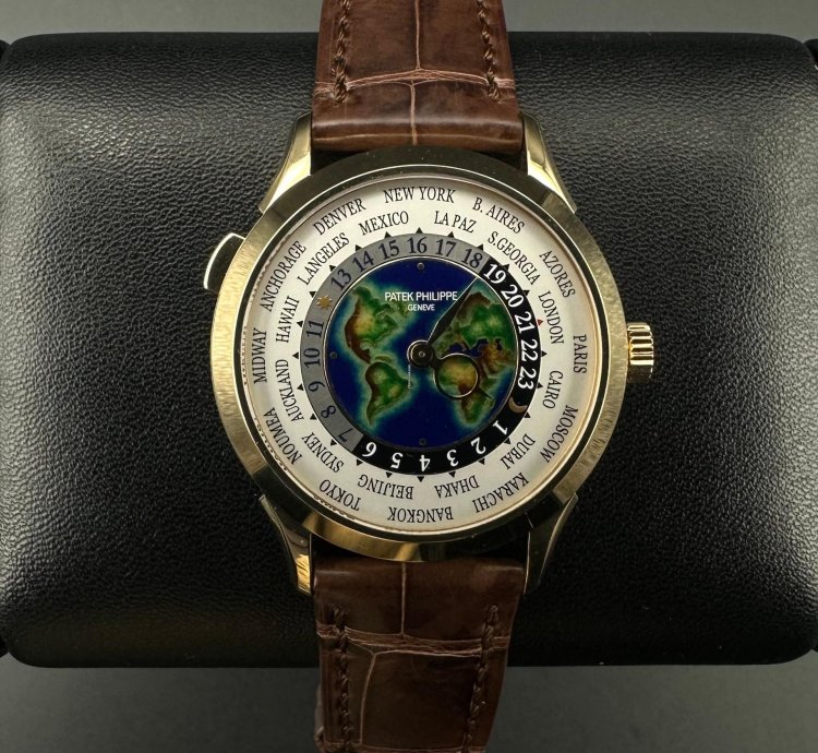 Patek Philippe World Time 5231j-001 18k Yellow Gold 38 5mm Watch - 2019