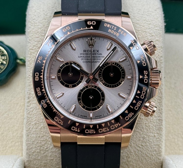 Rolex Daytona Unworn Daytona 40mm Sundust Dial Rose Gold Oysterflex 126515ln Box Papers 2024