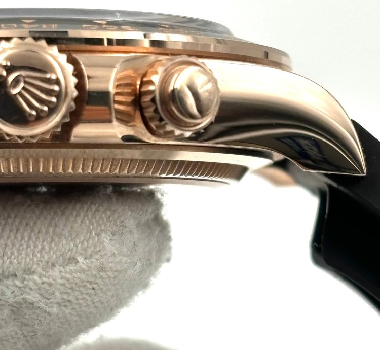 Rolex Daytona Unworn Daytona 40mm Sundust Dial Rose Gold Oysterflex 126515ln Box Papers 2024