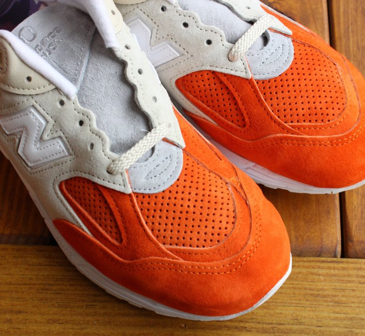 New Balance 990 Kith