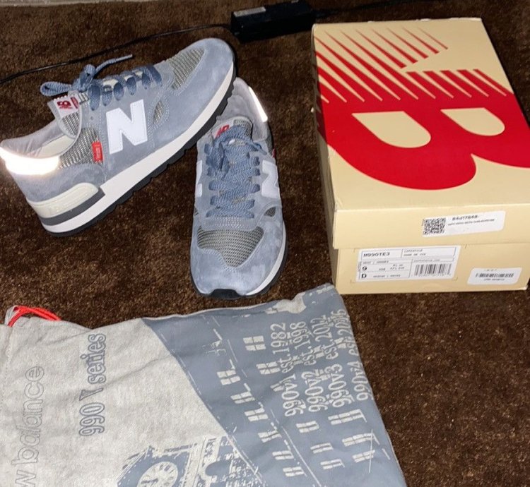 New Balance 990 Red Tag 40th Anniversary