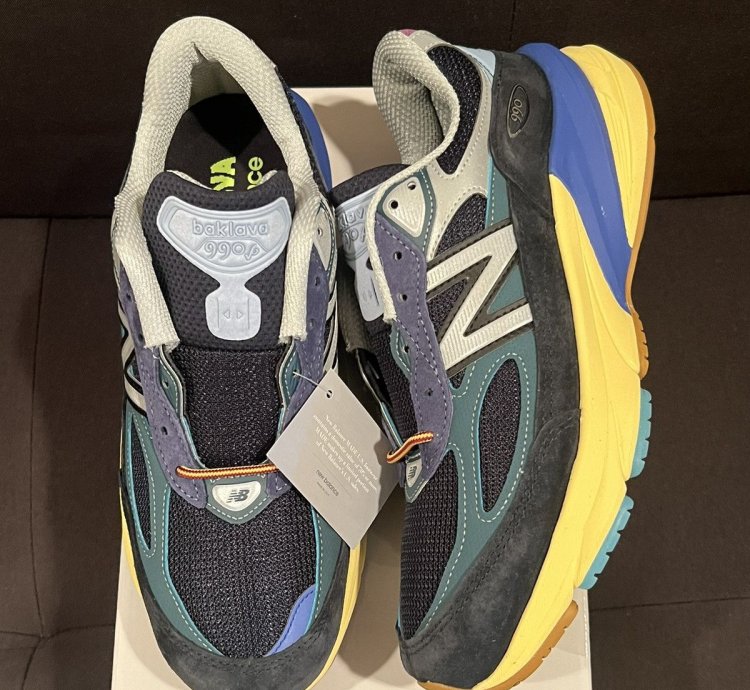 New Balance 990 V6 Baklava Lapis Lazuli Size 7 5