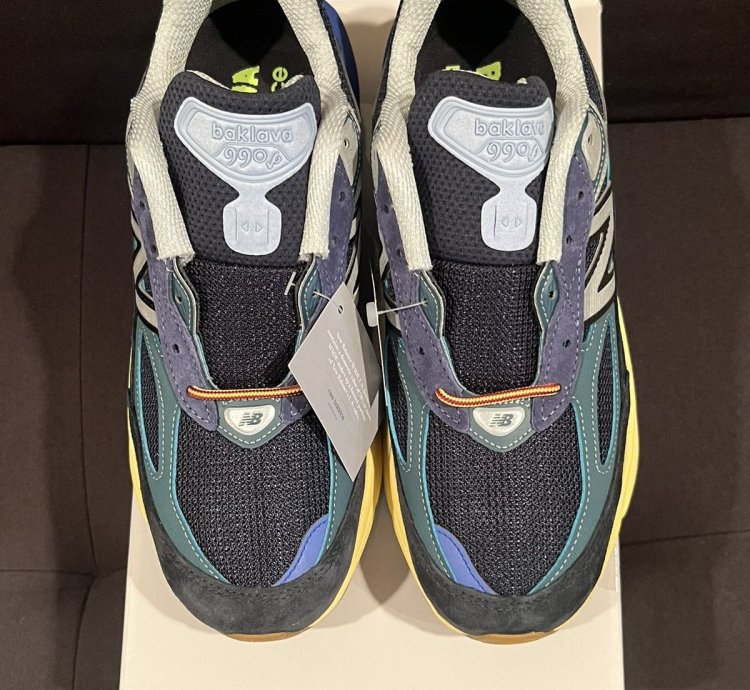 New Balance 990 V6 Baklava Lapis Lazuli Size 7 5