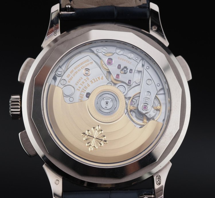 Patek Philippe World Time Chronograph 39 5 Full Set World Time Chronograph 5930g-010