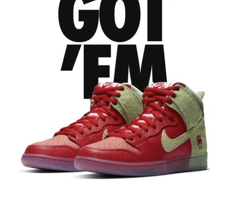 Nike Sb Dunk Strawberry Cough