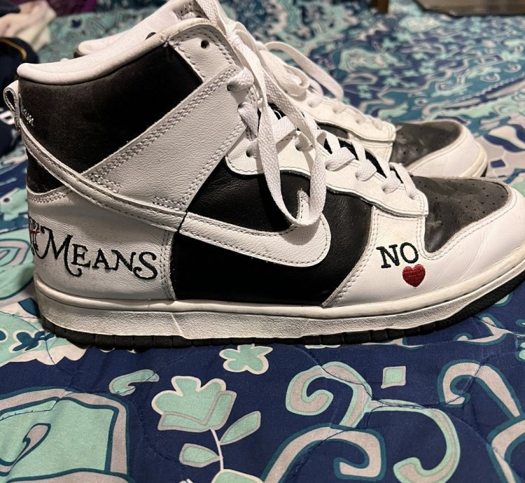 Nike Sb Dunk Supreme No Love By Any Means