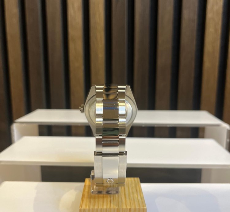 Rolex Sky-dweller Very Good Condition Fullset