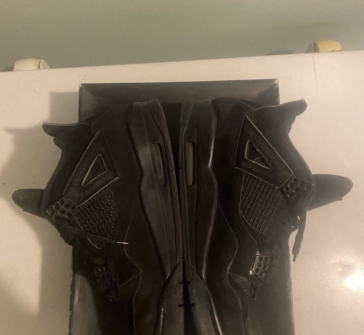 Nike Air Jordan 4 Retro 2020 Black Cat Us Size 9 5
