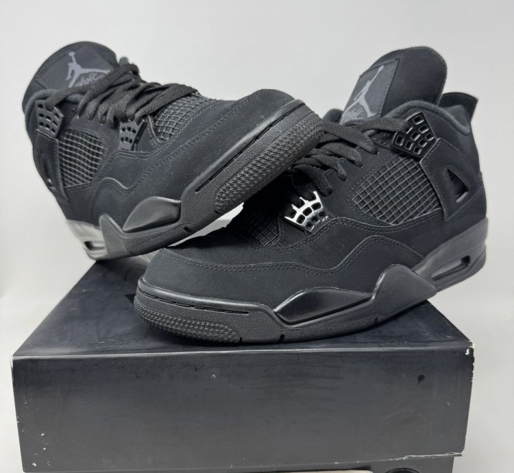 Nike Air Jordan 4 Retro Black Cat 2020