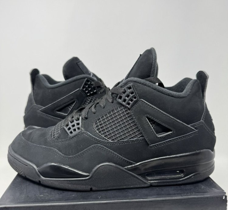 Nike Air Jordan 4 Retro Black Cat 2020