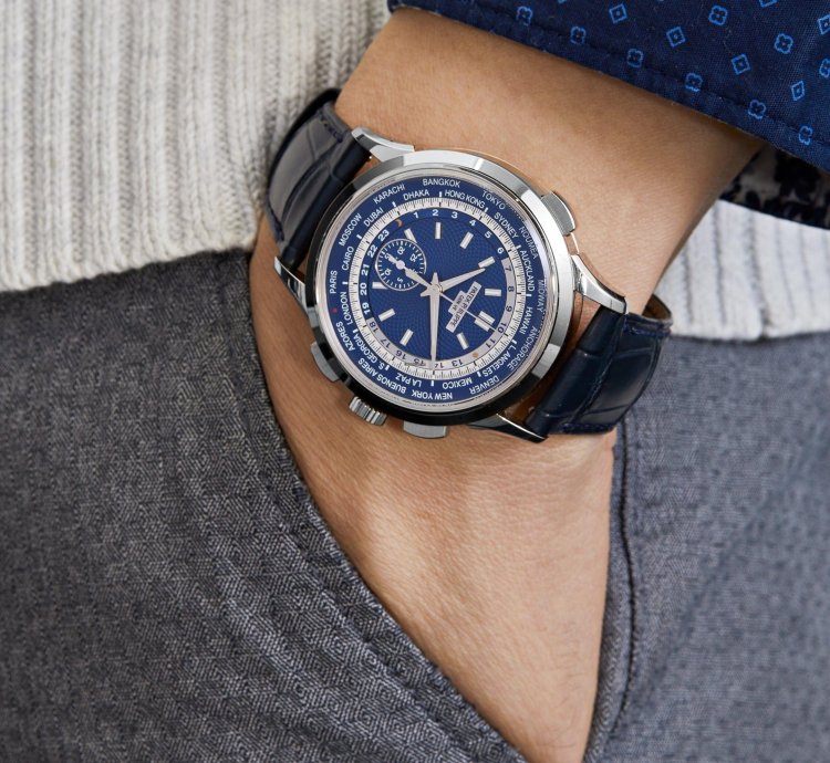 Patek Philippe World Time Chronograph Complications 5930g-010 World Time Flyback Chronograph White Gold Blue Dial 2020