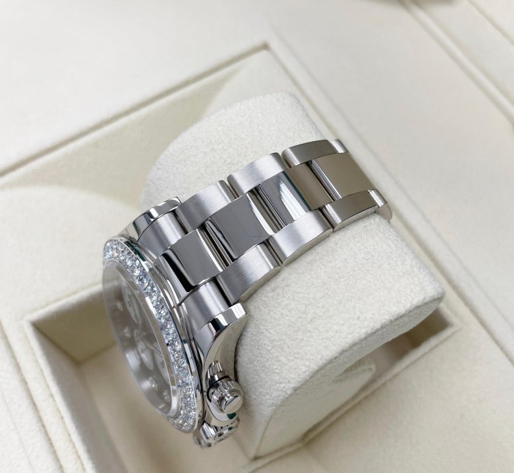 Rolex Daytona Unworn Mother Of Pearl 126579rbr Cosmograph Daytona Diamond Factory Diamond Bezel