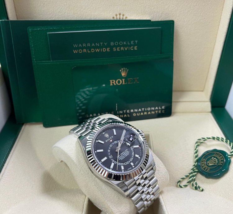 Rolex Sky-dweller White Rolesor Sky-dweller Black Index Dial Jubilee Bracelet 326934