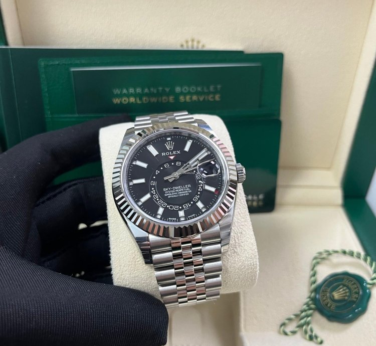 Rolex Sky-dweller White Rolesor Sky-dweller Black Index Dial Jubilee Bracelet 326934