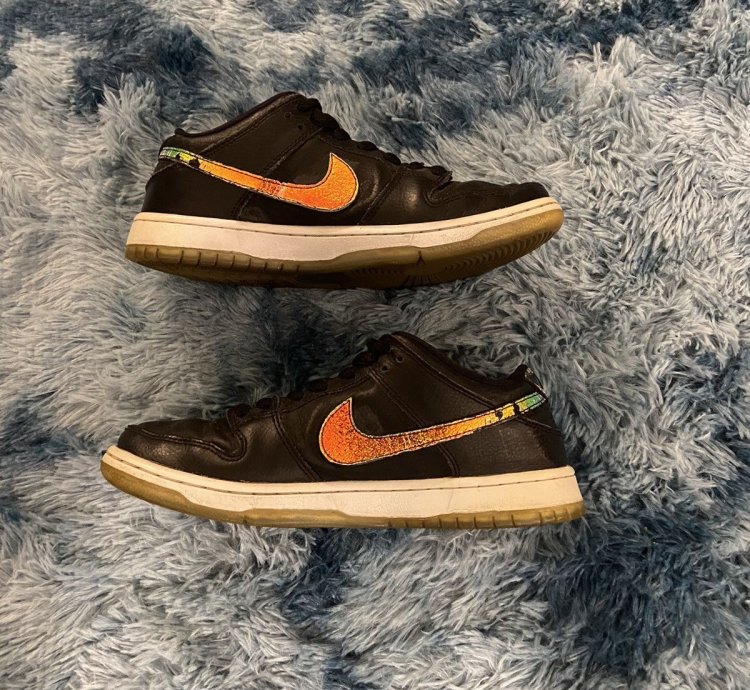 Rare Nike Sb Dunk Low Sparkle Oil Spill Sneaker Size 9 Us