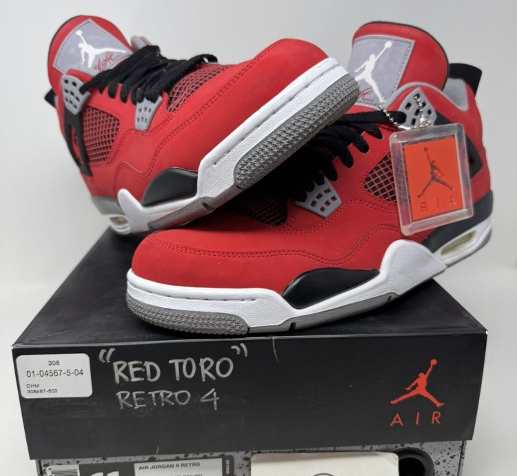 Nike Air Jordan 4 Retro Toro Bravo