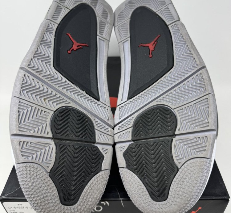 Nike Air Jordan 4 Retro Toro Bravo