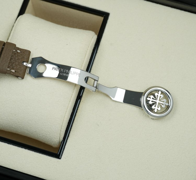 Patek Philippe World Time Chronograph Complications World Time Chronograph Flyback 5935a-001 Complete