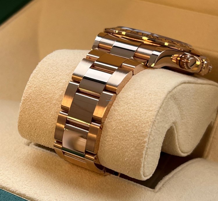 Rolex Daytona Unworn Rose Gold Daytona Black Dial 126505