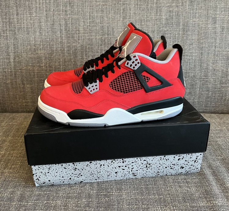Nike Air Jordan 4 Retro Toro Bravo Sneakers Shoes Men 9 5