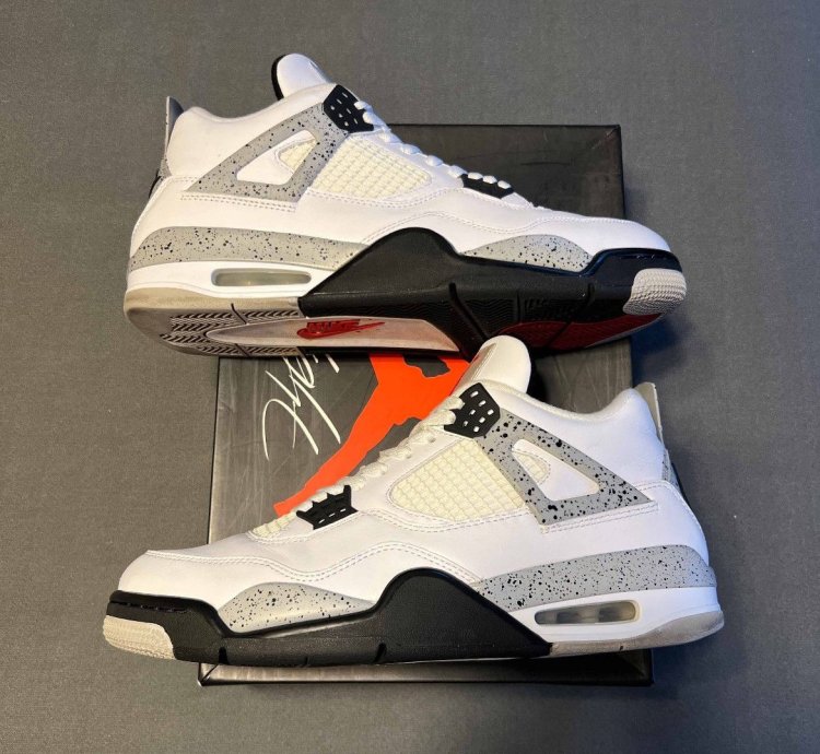 Nike Air Jordan 4 Retro White Cement Size 10 5 840606 192